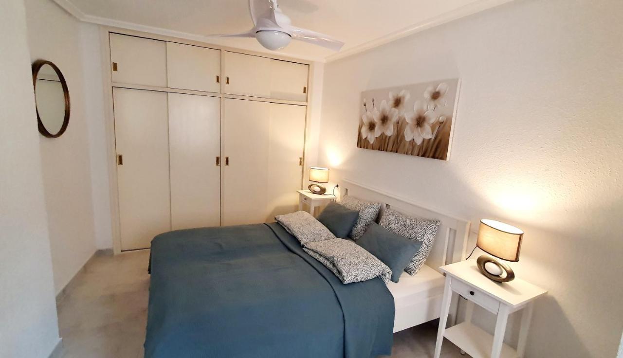 Apartments On The Beach In Torrevieja Luaran gambar